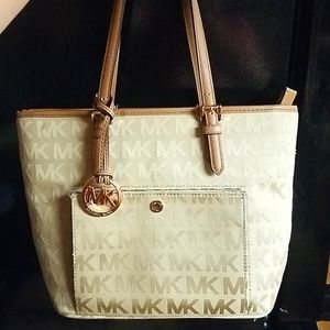 Michael Kors Tote